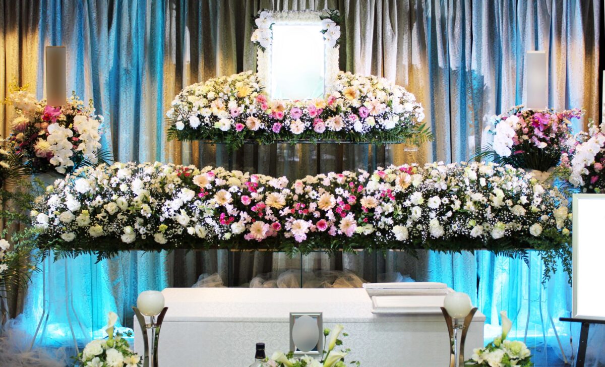 アートメモリーの生花祭壇7